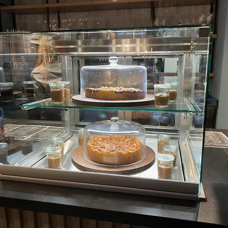 Отель Zeitgeist Варбург