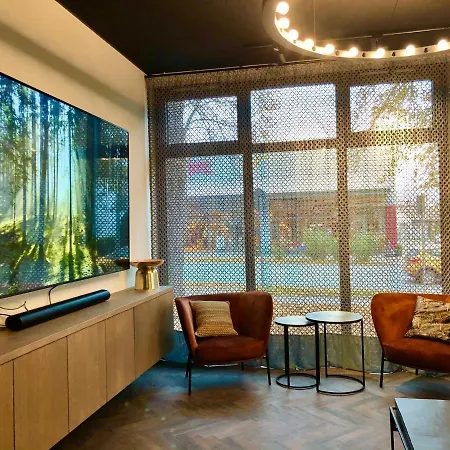 Zeitgeist Hotel