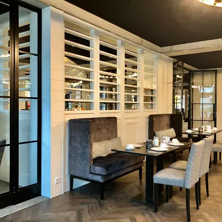 Отель Zeitgeist Варбург