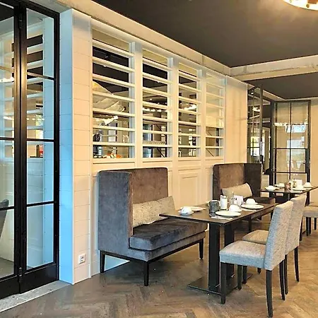 Hotel Zeitgeist 3*